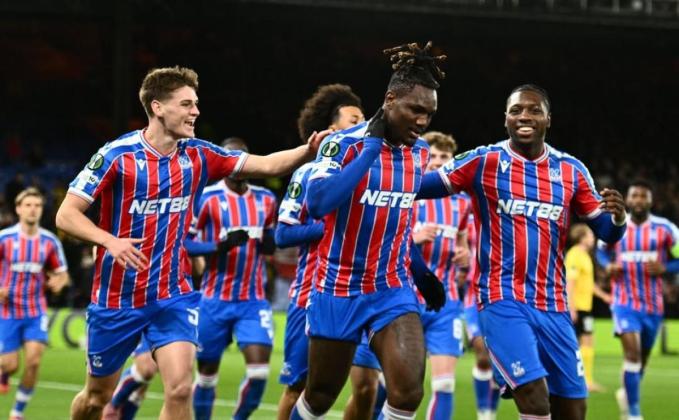 Prediksi Skor Crystal Palace vs Tottenham Hotspur: Adu Gengsi Dua Tim Tertekan!