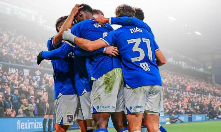 Prediksi Skor Ipswich Town vs Oxford United: Tuan Rumah Jadi Favorit Kuat Raih Kemenangan!