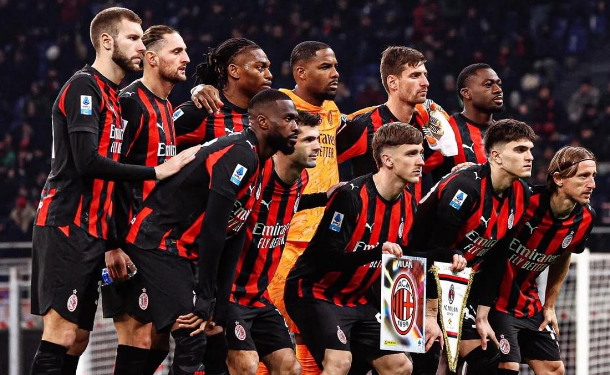 AC Milan Ditahan Como 1-1 di San Siro, Allegri Kena Kartu Merah