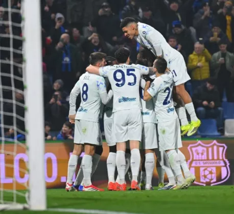 HANCUR! Inter Milan Bantai  Sassuolo 5-0, Jay Idzes Dkk Tak Berdaya