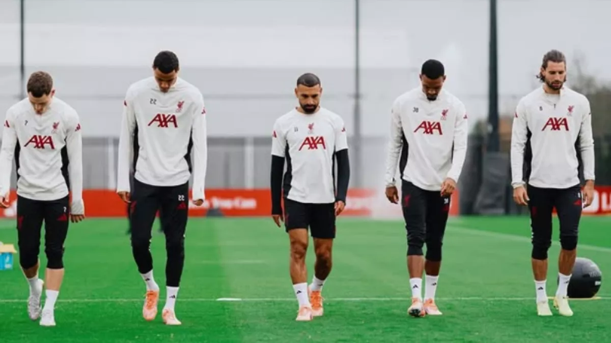 Van Dijk Buka Suara soal Masa Depan Salah di Tengah Rumor Transfer