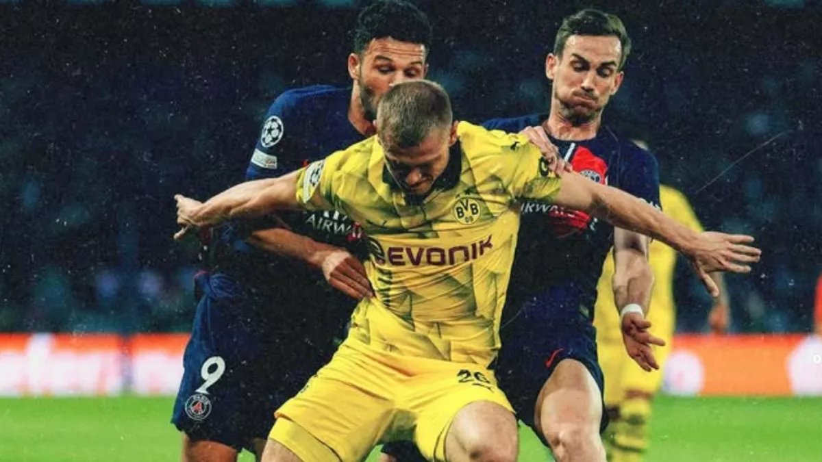 Flick Minta Barcelona Gaet Bek Terbaik Bundesliga, Julian Ryerson dari Dortumund Jadi Target