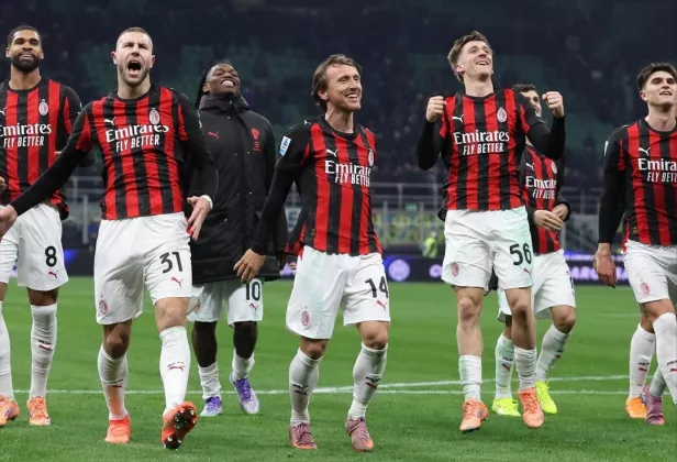 Analisis dan Prediksi AC Milan vs Como: Rossoneri Lebih Difavoritkan, Bisa Menang Tipis!