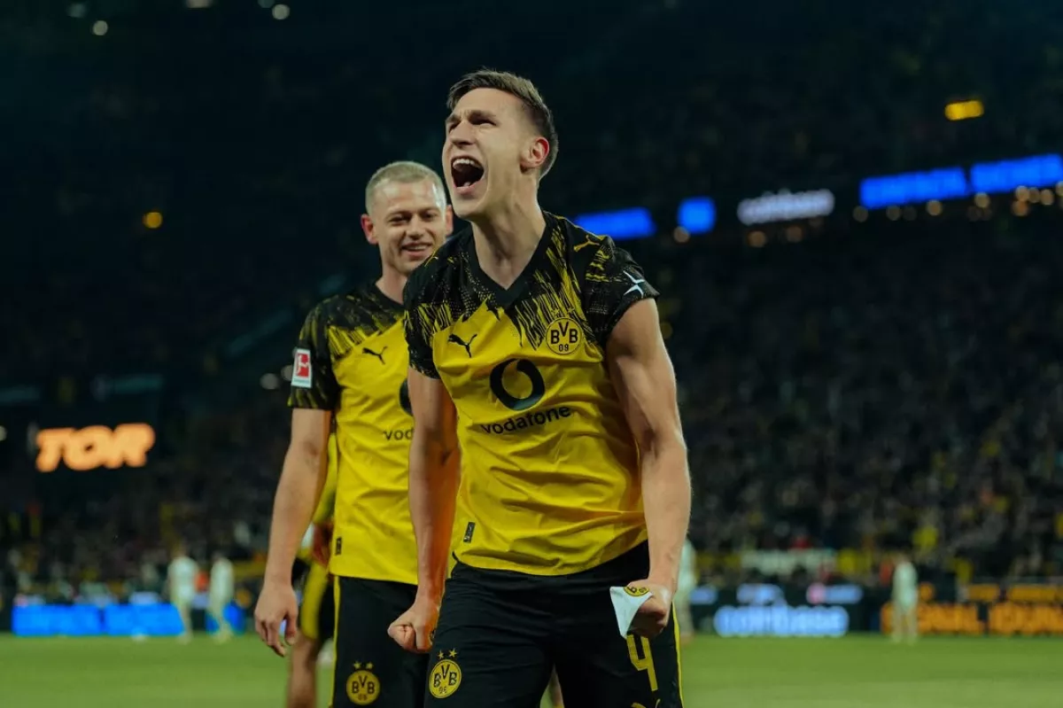Rombak Lini Belakang! Real Madrid Bidik Nico Schlotterbeck dari Dortmund