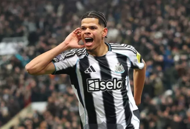 Bermain dengan 10 Pemain, Newcastle Bungkam Manchester United 2-1
