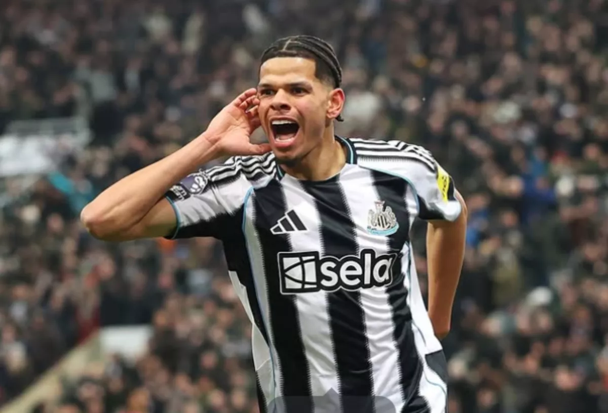 Bermain dengan 10 Pemain, Newcastle Bungkam Manchester United 2-1