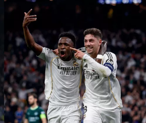 Valverde Hattrick, Real Madrid Bekuk Manchester City 3-0 di Bernabeu