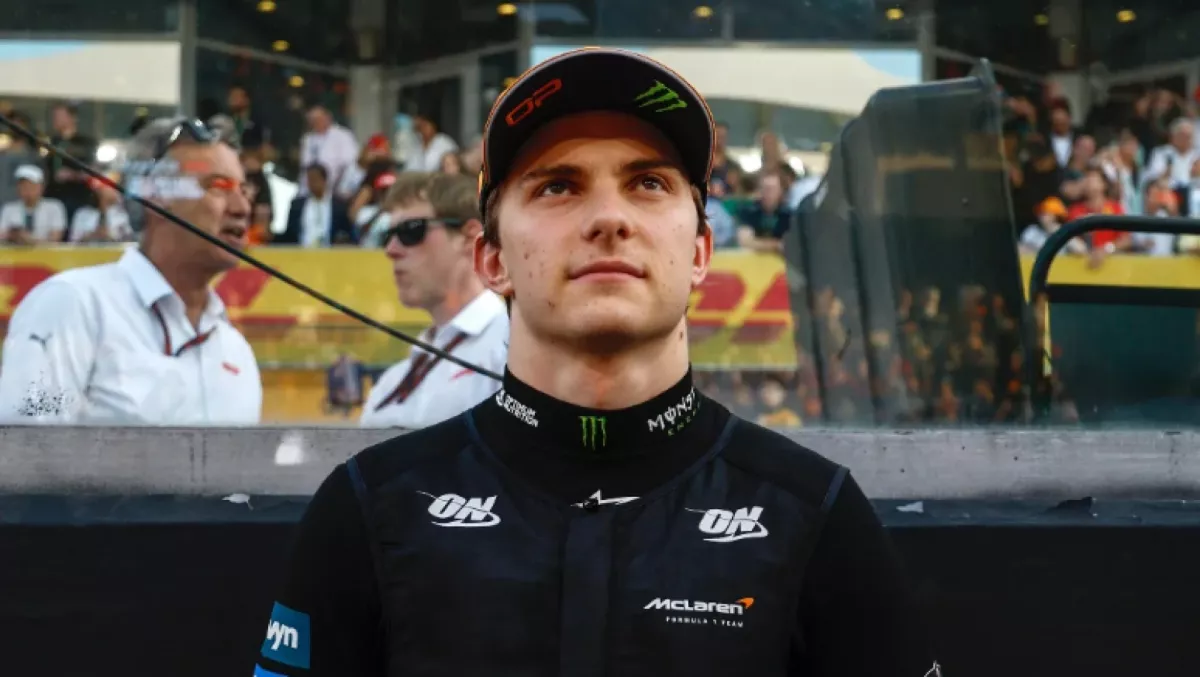 Crash dengan Alex Albon di GP Kanada, Oscar Piastri Minta Maaf