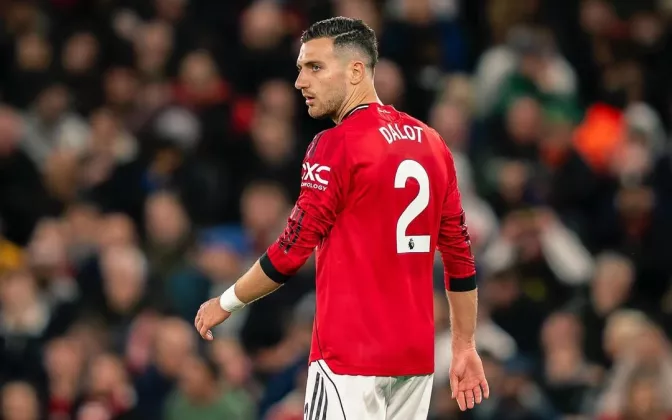 Real Madrid Bidik Bek Manchester United, Diogo Dalot Masuk Radar Utama