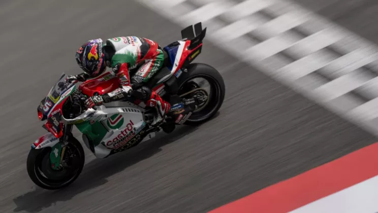 Drama Hujan di Sirkuit Goiania: Zarco Ungguli Marquez, Banyak Rider Tersingkir di Sesi Practice
