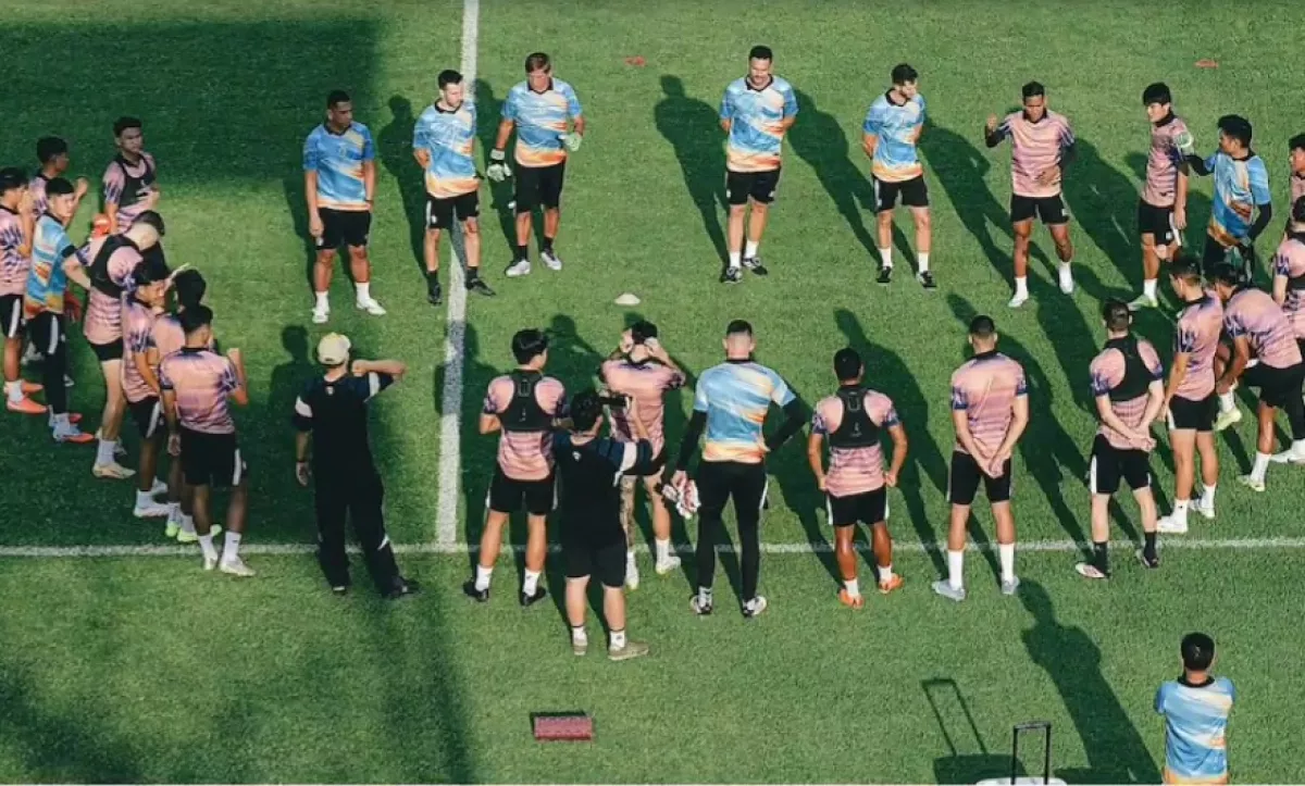 Jelang Bertemu Persik Kediri, Carlos Pena Evaluasi Dua Kekalahan Beruntun Persita