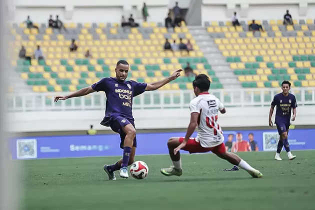 Dibungkam Bali United, Pelatih Persita: Pertandingan yang Tidak Adil! 