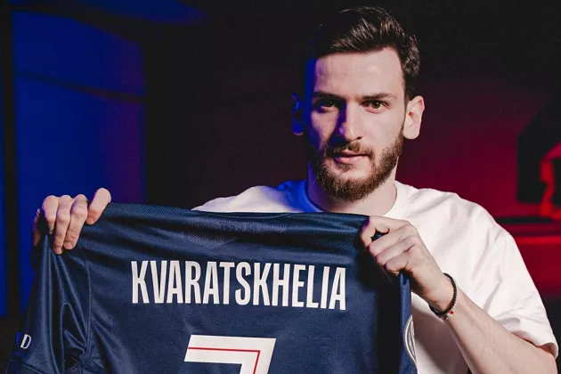Antar PSG ke Level Tertinggi, Kvaratskhelia Sabet Gelar Pemain Terbaik Liga Champions 2025/26!