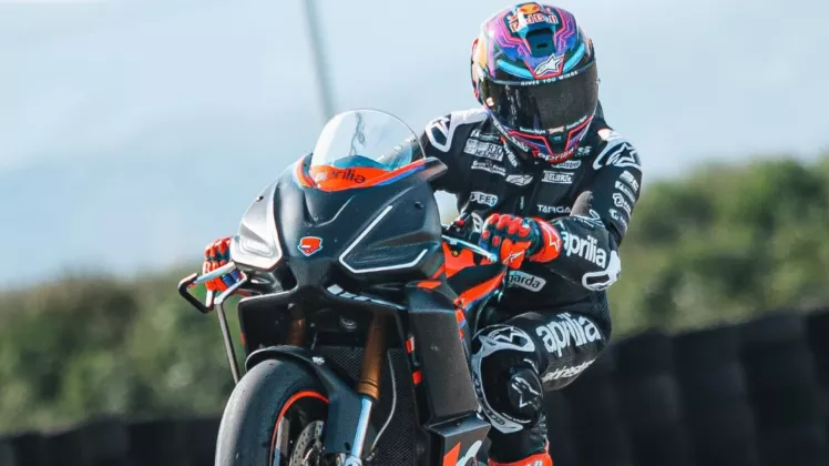 Kedatangan Monster Energy di Aprilia Akhiri Era Jorge Martin dan Red Bull