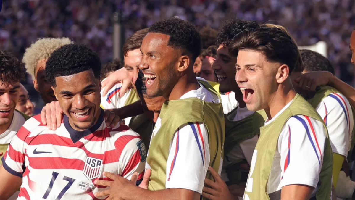 Bermain dengan 10 Orang, Amerika Serikat Tunjukkan Mental Juara