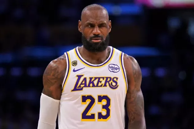 LeBron James Resmi Bergabung dengan Philadelphia 76ers, Siap Kejar Cincin Juara Kelima