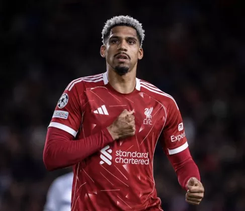 Gabung Liverpool, Ini Daftar Pilihan Nomor Punggung yang Bisa Dipakai Ronald Araujo
