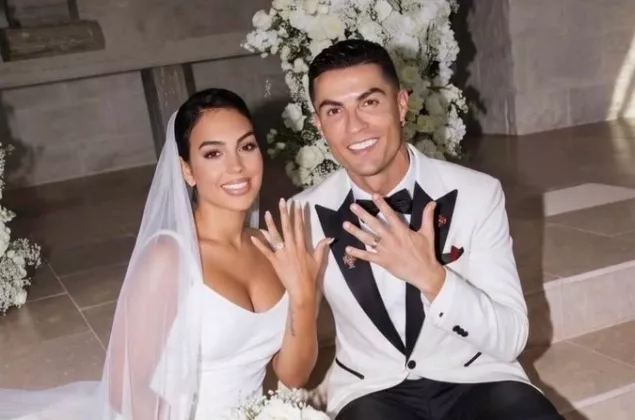 Sah! Cristiano Ronaldo Resmi Nikahi Georgina Rodriguez Usai Pacaran Hampir Satu Dekade