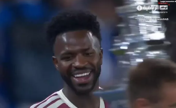 Bikin Vinicius Junior Ngakak, Penampakan Trofi Teresa Herrera Berukuran Jumbo Milik Real Madrid