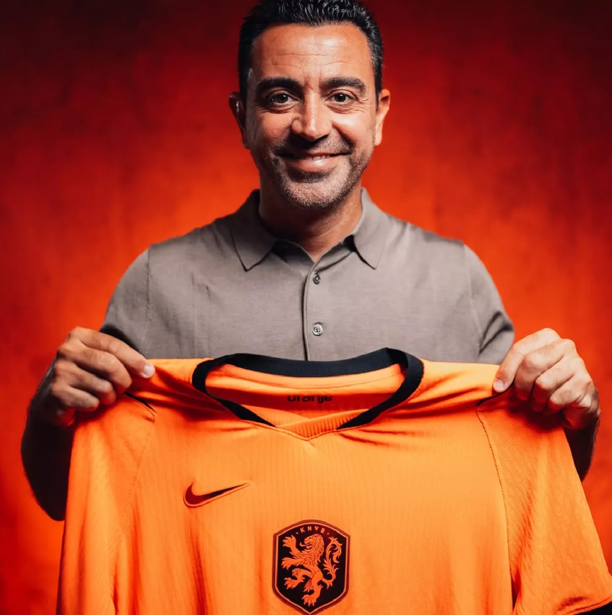 Dobrak Tradisi, Xavi Hernandez Jadi Pelatih Asing Pertama yang Tangani Timnas Belanda Sejak Era Ernst Happel
