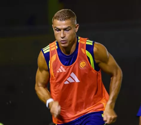 Cristiano Ronaldo Isyaratkan Pensiun Usai Musim 2026/27, Target 1.000 Gol Jadi Kado Perpisahan?