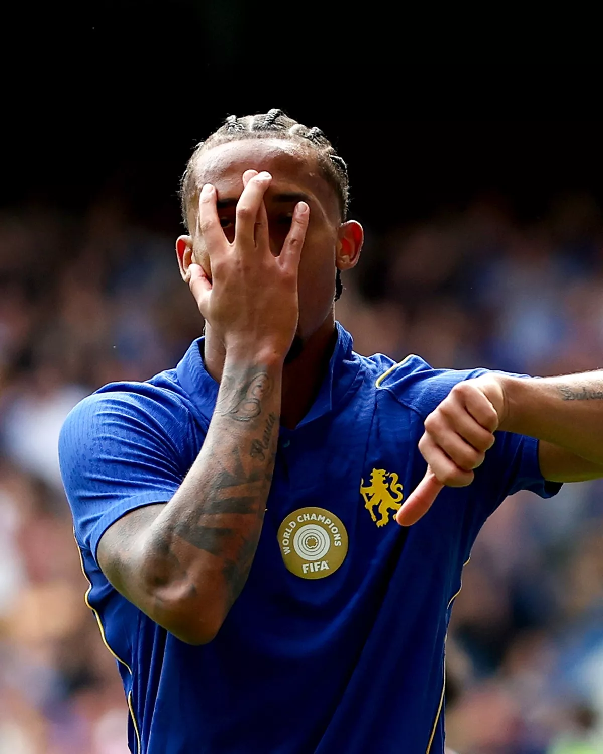 Berani Ambil Risiko, Joao Pedro Warisi Nomor Punggung 9 di Chelsea
