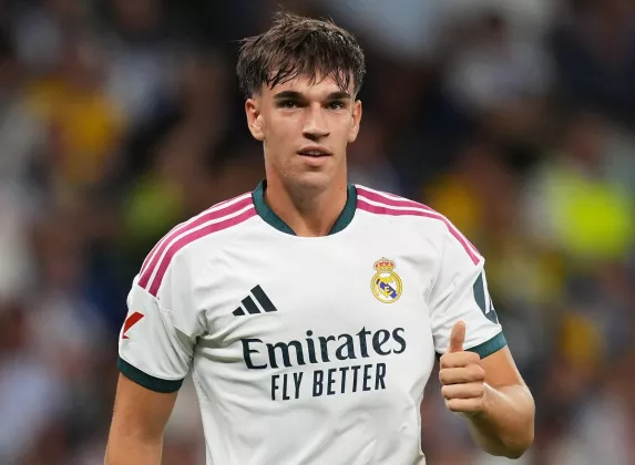 Profil Carlos Espi: Striker Anyar Real Madrid Penentu Kemenangan di Laga Perdana