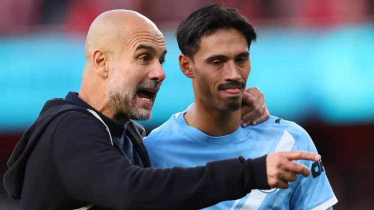 Pep Guardiola Hardik Tijjani Reijnders Depan Skuad Man City: Kamu Mau Seperti AC Milan