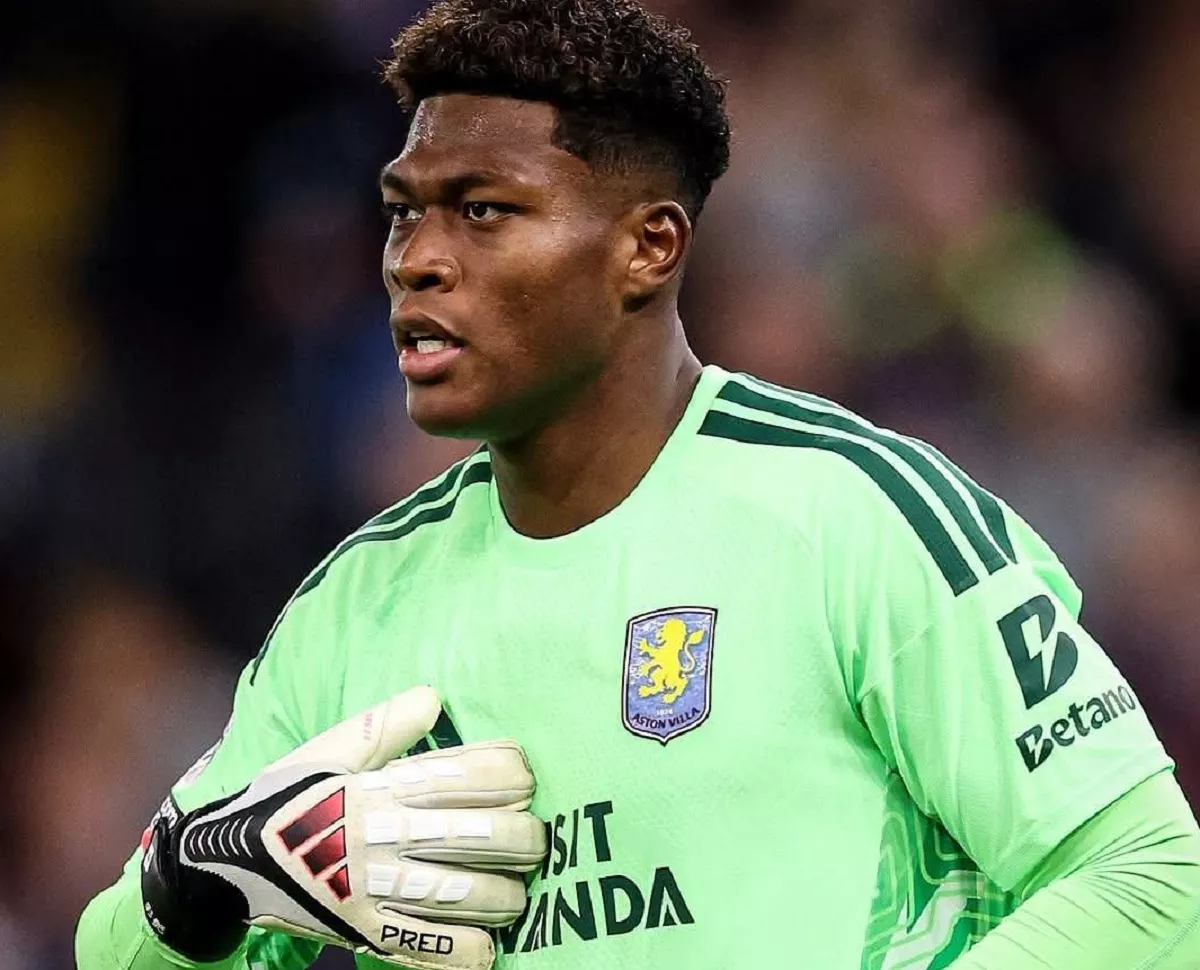 Zion Suzuki Bersinar di Aston Villa: Potensi Besar Sang Kiper Muda Asia Menggebrak Premier League