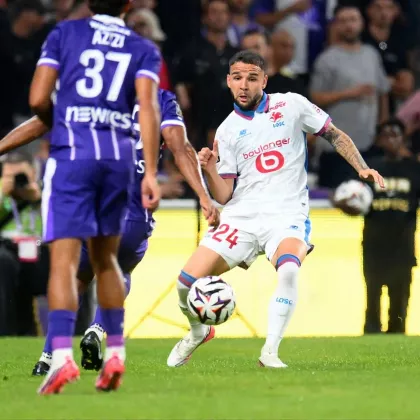 Calvin Verdonk Starter, Lille Bekuk Toulouse dan Rebut Puncak Klasemen Liga Prancis
