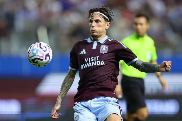 Baru 31 Menit Main untuk Aston Villa, Status Permanen Garnacho Terancam?