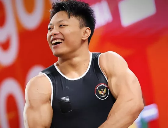 Profil Rahmat Erwin Abdullah: Lifter Kebanggaan Indonesia Peraih Emas dan Pemecah Rekor Dunia di Asian Games 2026