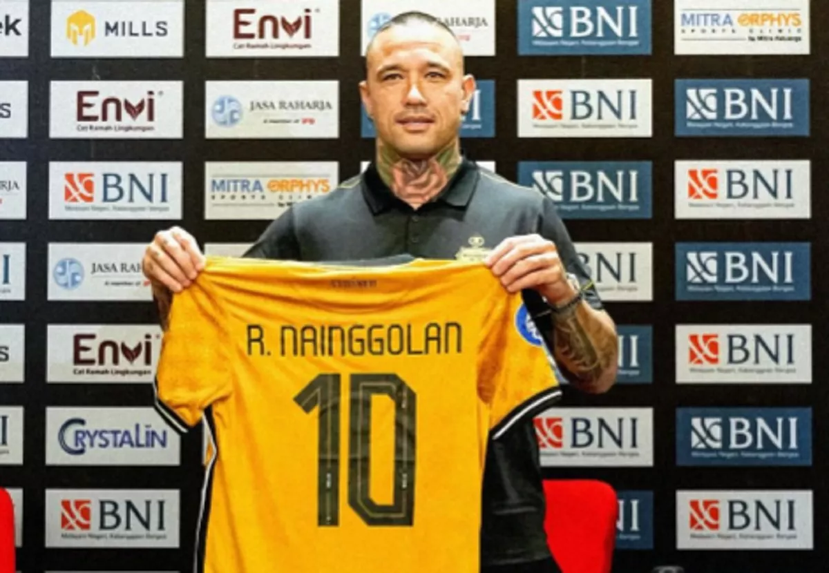 Cerita Radja Nainggolan Main di Indonesia: Gaji Fantastis Rp6 Miliar dan Nasi Goreng