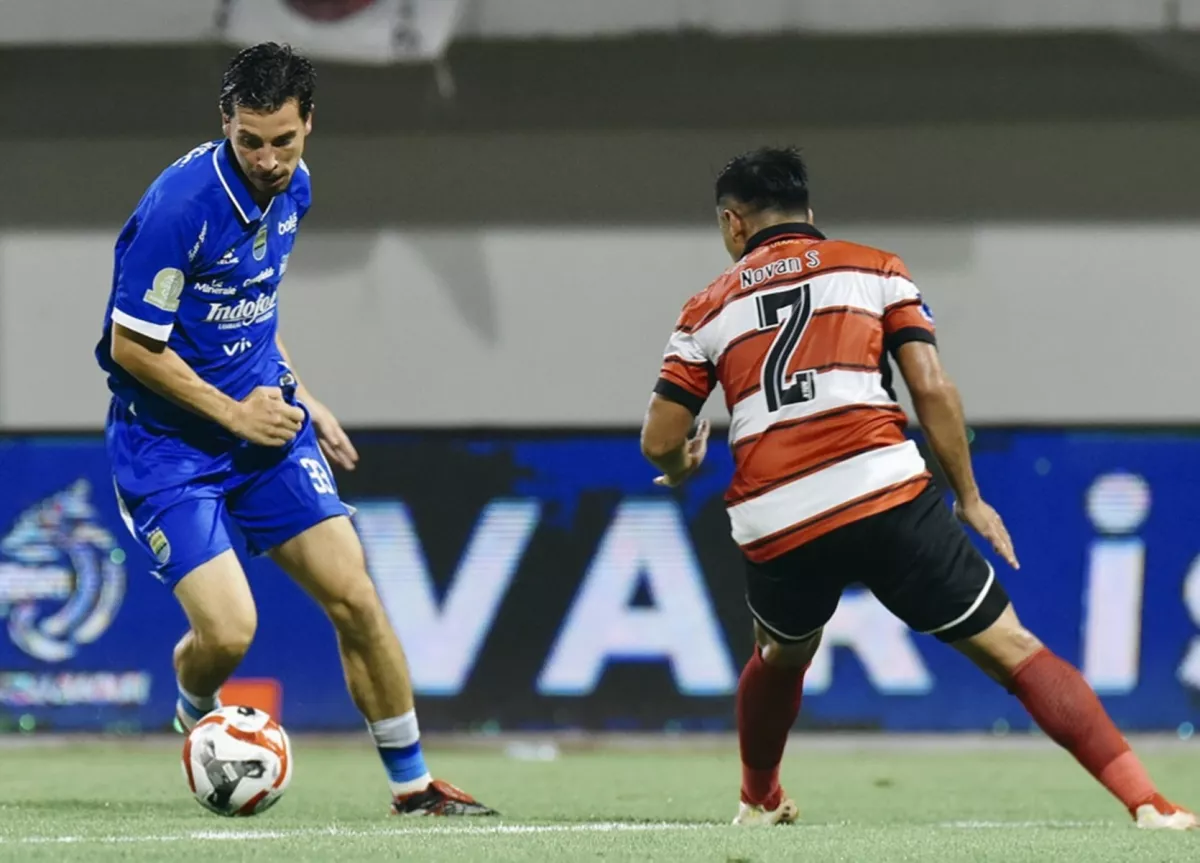 Prediksi Madura United vs Persib Bandung: Misi Bangkit Laskar Sapeh Kerap di Tengah Ujian Maung Bandung