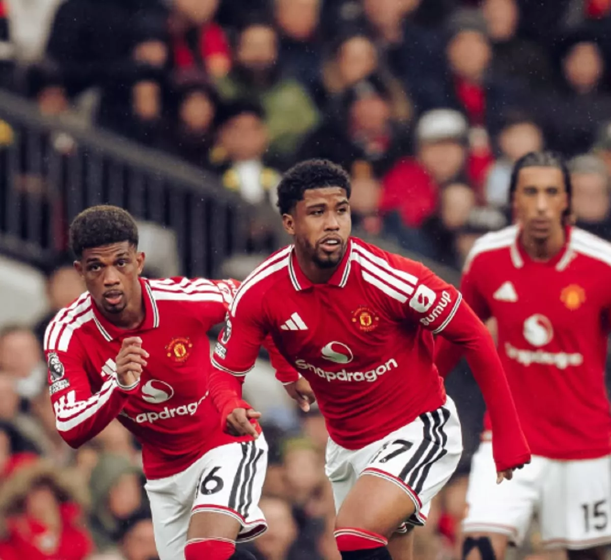 Klasemen Liga Inggris: Man Utd Terpuruk Dekati Zona Degradasi, Liverpool Tembus Empat Besar