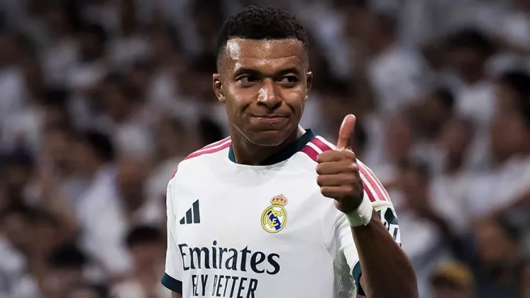 Mbappe Tampil Gila di El Clasico: Cetak Dua Gol, Tembus 100 Gol, dan Rusak Rekor Messi