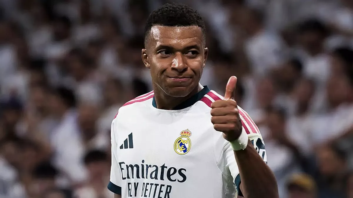 Mbappe Tampil Gila di El Clasico: Cetak Dua Gol, Tembus 100 Gol, dan Rusak Rekor Messi