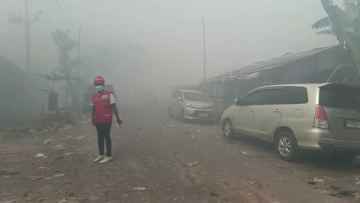 Begini Awal Mula Kebakaran TPA Jatiwaringin, Gas Metan dan Angin Kencang Picu Api Cepat Merembet