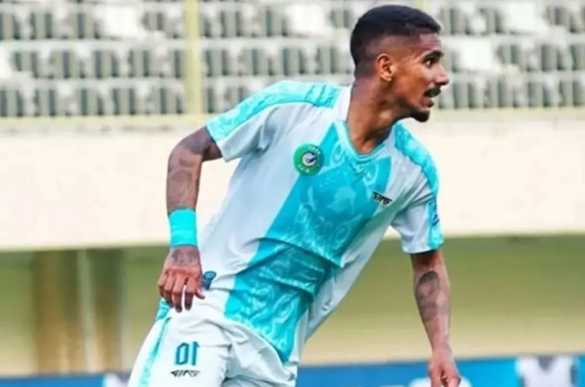 Bebas Transfer dari PSBS Biak, Luquinhas Resmi Gabung Persita Tangerang