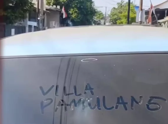 Hujan Abu Vulkanik Gunung Anak Krakatau Guyur Tangerang Raya