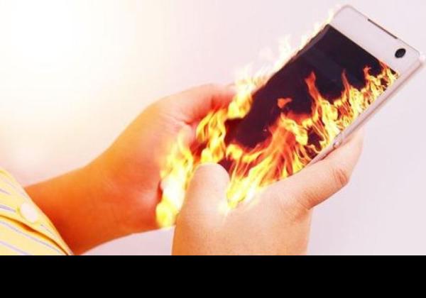 Penyebab Handphone Overheat dan Cara Mengatasinya, Awas Baterai Rusak!
