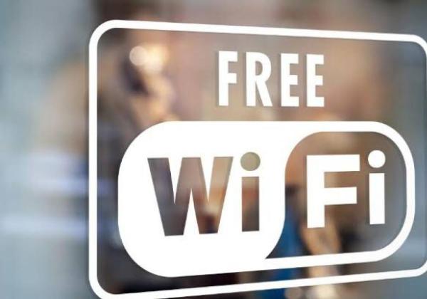 7 Trik Ampuh Agar Tetap Aman Saat Menggunakan WiFi Umum, Catat Ya!