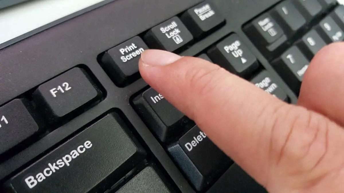 Cara Cepat Screenshot di Laptop Windows Tanpa Menginstal Aplikasi