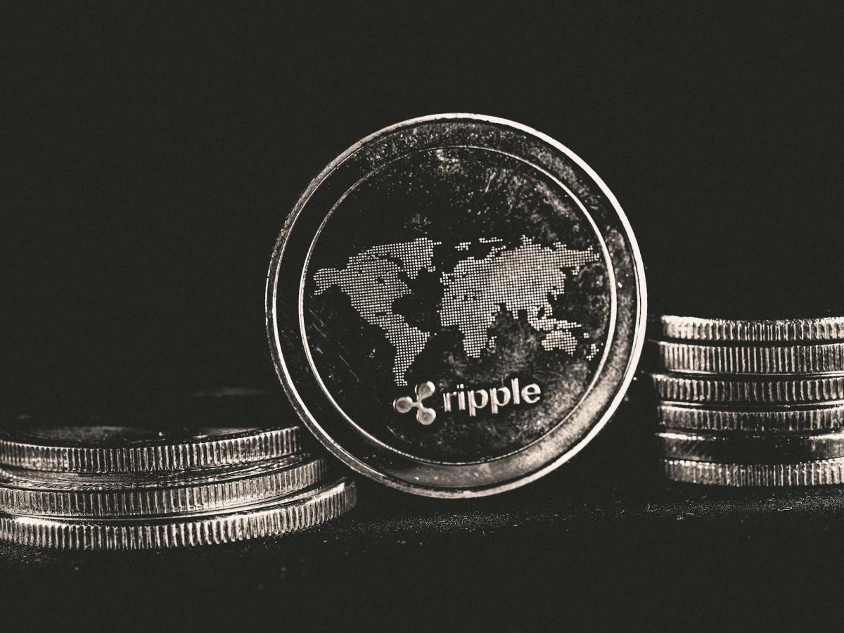 XRP Retreat 8,95%: Apa Pemicu Koreksi Sepekan Ini?
