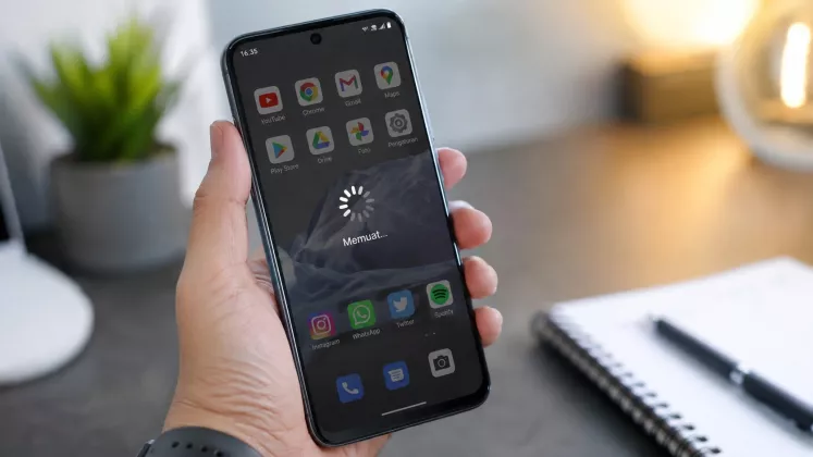 HP Terasa Makin Lambat setelah Dipakai Bertahun-tahun, Apa Penyebab Sebenarnya?
