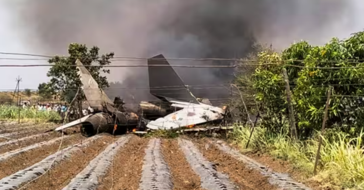 Jet Tempur Sukhoi Milik AU India Jatuh, Pilot Selamat