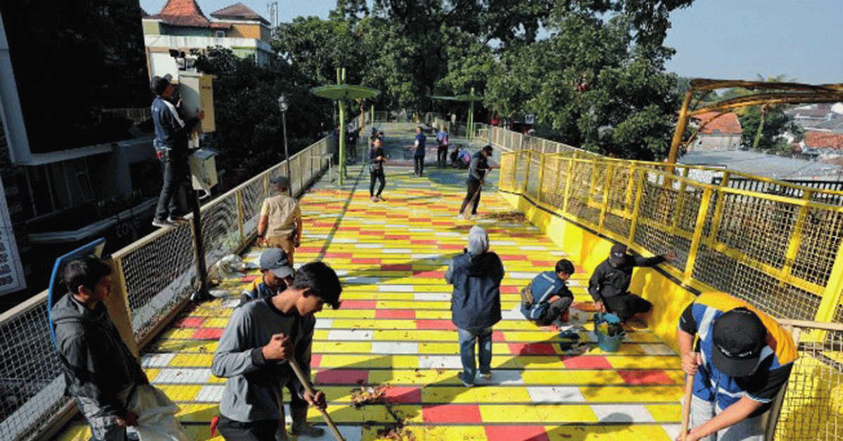 Asrikan Lagi Daerah Cihampelas, Pemkot Bandung Gelar Kegiatan Bebersih