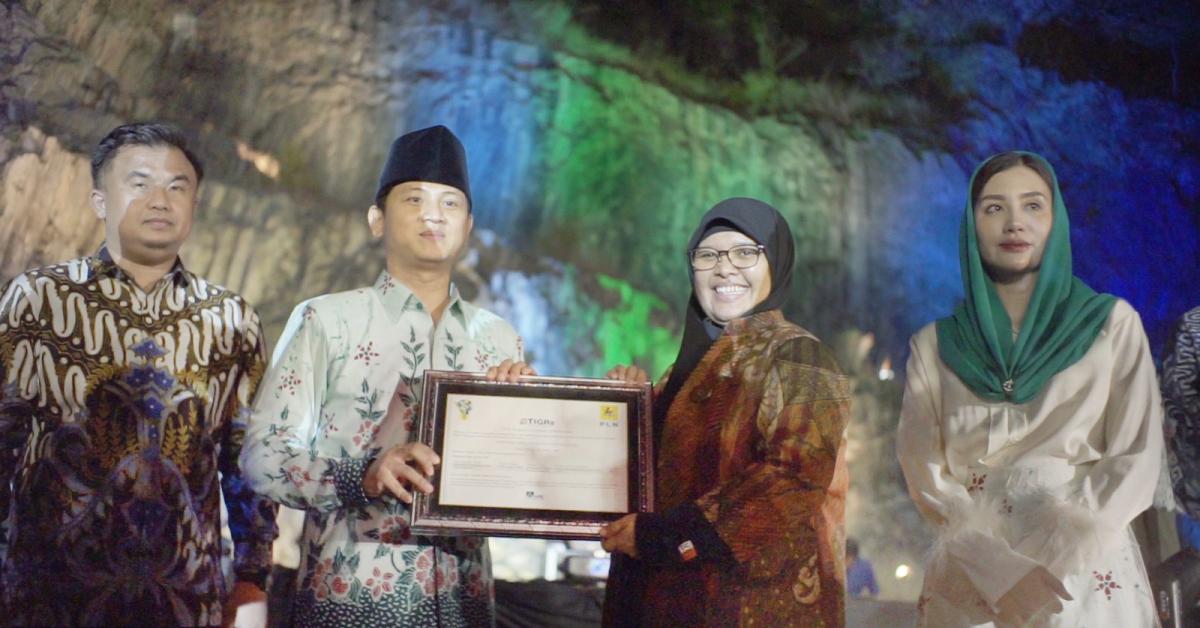 Gunakan REC PLN, Pemkab Trenggalek Jadi Inisiator Penggunaan Energi Bersih di Lingkungan Pemerintah Daerah di Jatim