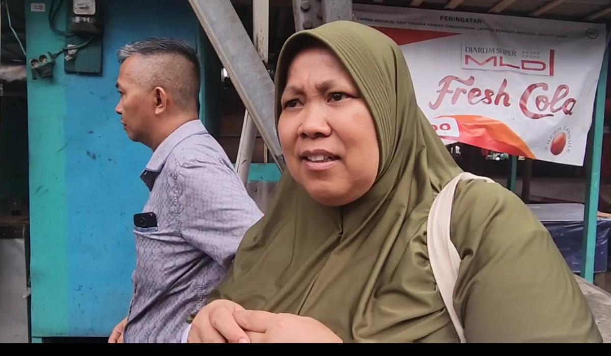 Bentrokan Antar Ormas di Jaksel, Ibu Korban Baru akan Bertemu Anaknya