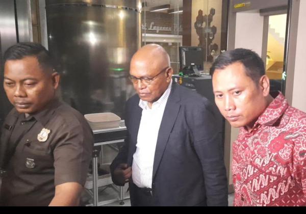 Kusnadi Staf Hasto Kristiyanto Irit Bicara Usai Diperiksa KPK Selama 8 Jam